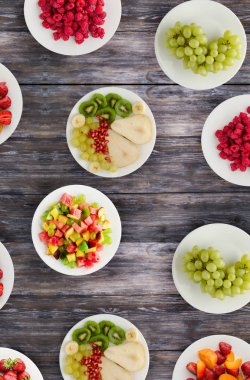 Meyve diyeti. Meyve ahşap arka plan üzerinde bir tabakta. Sağlıklı fo