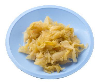 Beyaz arka planda izole plaka kızarmış lahana. Lahana 