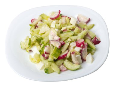 beyaz arka planda izole edilmiş bir tabakta salatalık ve yumurta salatası .sağlıklı gıda . vejetaryen yemek. Asya mutfağı