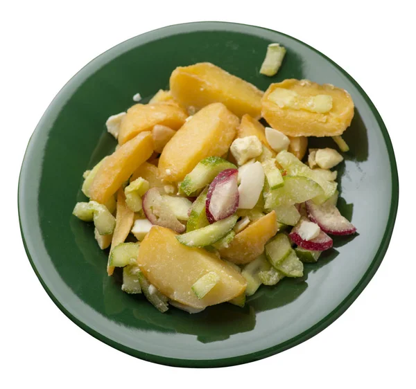 Burgonya ékek zöldségekkel egy tányéron izolált, fehér vissza — Stock Fotó