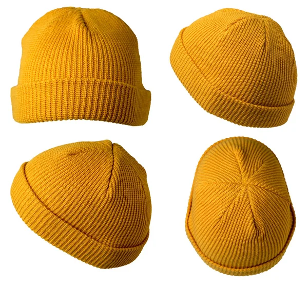 Sada pletených klobouků izolovaných na bílém pozadí. módní klobouky — Stock fotografie