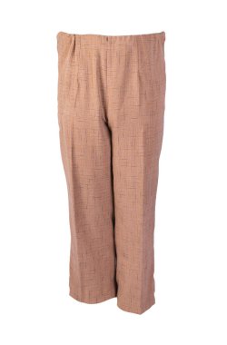 Kadınlar beyaz arka planda izole edilmiş açık kahverengi pantolonlar giyerler.