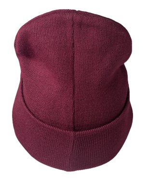 Örülmüş bordo şapka, beyaz bir arka planda izole edilmiş. Sıradan tarz için moda şapka aksesuarı.