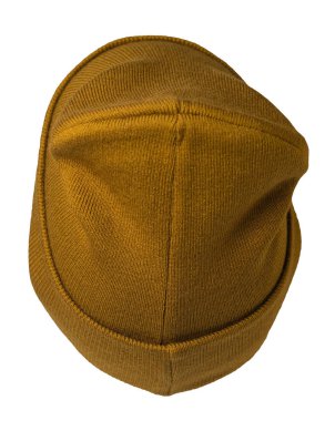 Beyaz bir arka planda izole edilmiş koyu sarı şapka. Sıradan bir tarz için moda şapka aksesuarı.