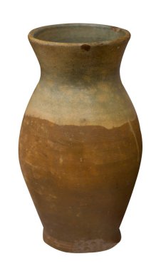 Kil kahverengi sürahi beyaz arka planda izole edilmiş. Vintage boş sürahi ön görünümü. Vintage kapasitesi