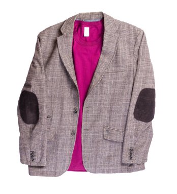 Kahverengi ceketli, düğmeli ve bordo tişörtlü beyaz arka plan manzaralı. Sıradan stil