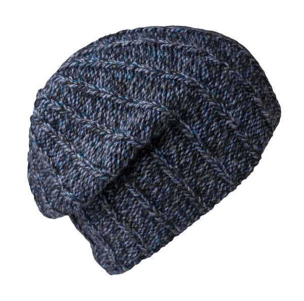 Örgü koyu mavi şapka, beyaz arka planda izole edilmiş. Sıradan moda şapka aksesuarı.