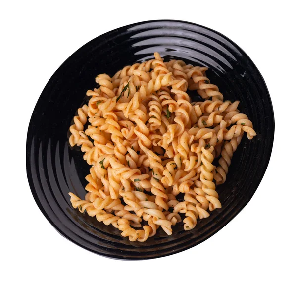 Pasta Auf Schwarzem Teller Isoliert Auf Weißem Hintergrund Nudeln Tomatensauce — Stockfoto