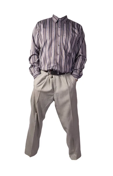 男性用グレーのストライプシャツと薄いグレーのパンツが白い背景に隔離されています ファッションウェア — ストック写真