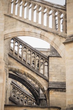 Saint Andre Katedrali kemerlerinin detayları