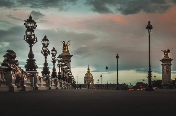 View of the Alexandre III bridge at sunset in Paris — Stock Photo, Image