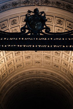 Roma, İtalya - 16 Kasım 2017: Roma, İtalya 'daki Vatikan koridorlarında tavan