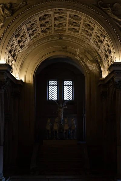 Rome Italy Листопада 2017 Statue Romanesque Legionaire Своєму Графіку Палаці Стокове Зображення