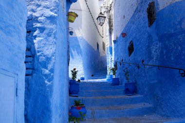 Medine Chefchaouen kasabasında mavi sokaklar, Fas ile.