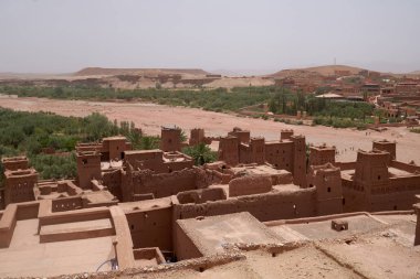Kasbah, Ksar Ait Ben Haddou, Unesco Dünya Mirası, müstahkem bir şehir, duvarlarla çevrili toprak binaların bir grup, Fas Ouarzazate eyaleti.                       