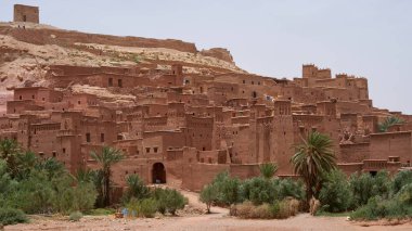 Kasbah, Ksar Ait Ben Haddou, Unesco Dünya Mirası, müstahkem bir şehir, duvarlarla çevrili toprak binaların bir grup, Fas Ouarzazate eyaleti.                       