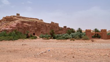 Kasbah, Ksar Ait Ben Haddou, Unesco Dünya Mirası, müstahkem bir şehir, duvarlarla çevrili toprak binaların bir grup, Fas Ouarzazate eyaleti.                       