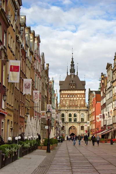 Gdansk Polen September17 2017 Zonnige Dag Dluga Straat Uitzicht Vernieuwde — Stockfoto