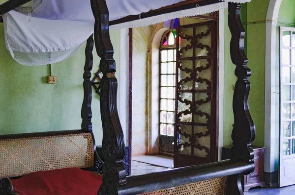 印度果阿 2012年11月16日 梅内塞斯布拉甘萨的女主人卧室和老床的内部 殖民地别墅 葡萄牙时代博物馆与装饰16 — 图库照片
