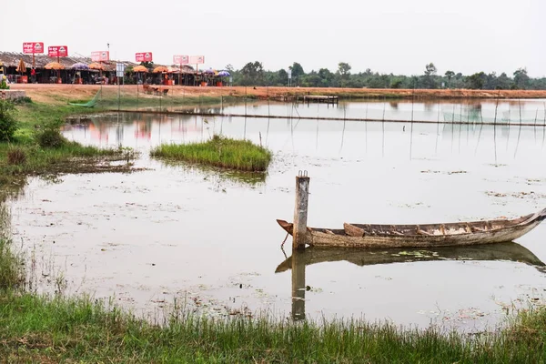 Siem Reap Camboja Fevereiro 2016 Lakeside Troav Kot Lake Old — Fotografia de Stock