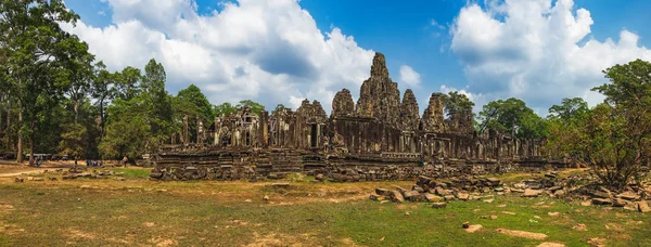 Prasat Taş Yüzleri Gülümseyen Bayon Orta Tapınağı Angkor Thom Siem — Stok fotoğraf