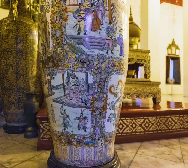 Bangkok Thailand December 2018 Antique Vase Flowers Interior Wat Pho — Stock Photo, Image