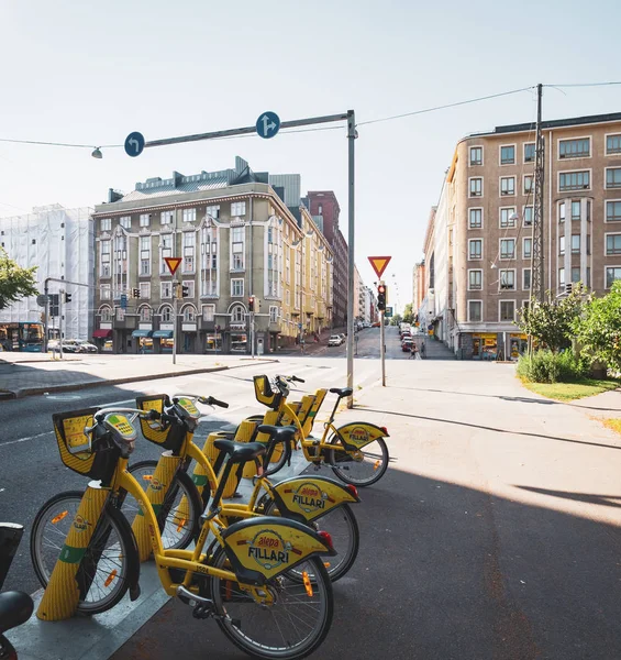 Bicycles parked on boulevard of Helsinki, Finland — Stock Photo, Image