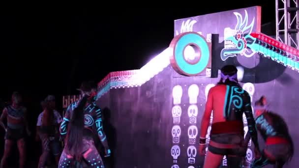 Mexico Stad Circa Oktober 2018 Mannen Dragen Azteekse Kleren Spelen — Stockvideo