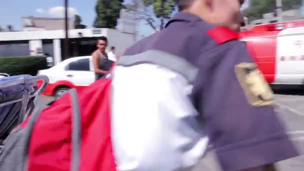 Mexico City Mex Szeptember 2017 Egy Csoport Vöröskereszt Mentősök Könyv — Stock videók