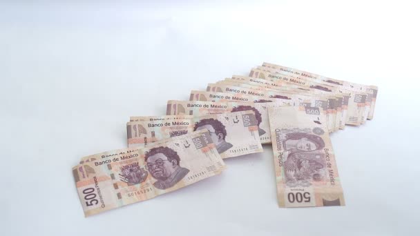 Monte Notas Peso Mexicano 500 Dólares Caem Chão Tomade1 — Vídeo de Stock