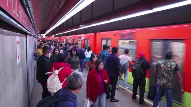 Cidade México Mex January 2019 Pessoas Pegando Metrô Estação Metro — Vídeo de Stock