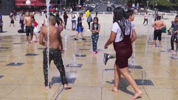 Ciudad México June 2019 Slow Motion Dolly Niños Día Brillante — Vídeo de stock