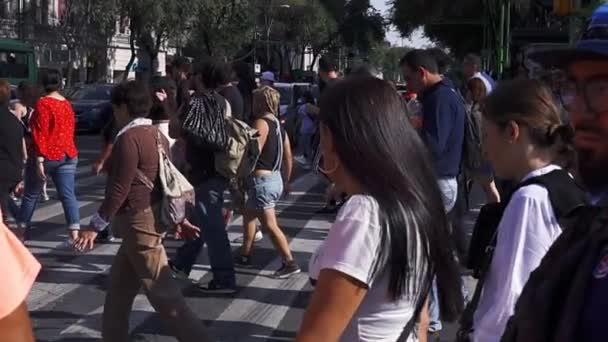 Ciudad México June 2019 Slow Motion Pan Left Gente Caminando — Vídeo de stock