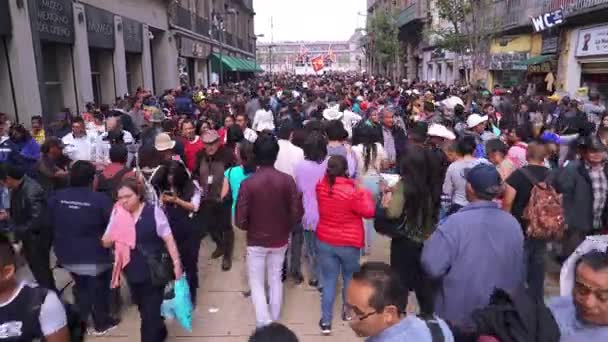 Mexico City July 2019 Dolly Full Shot Crowd People Walking — Stock Video