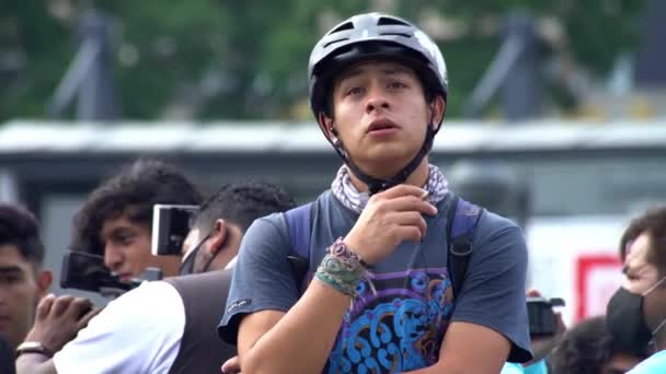 Mexico City Sept 2020 Young Man Wearing Bike Helmet Smokes — Stock Video