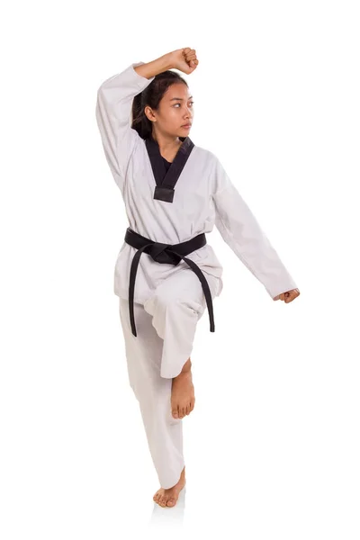 Hembra tae-kwon-do atleta haciendo una pose de longitud completa —  Fotos de Stock