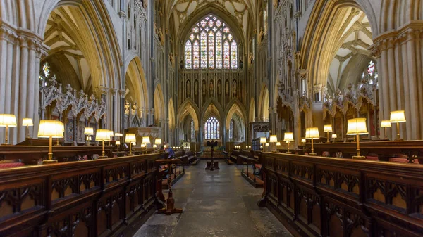 Wells Inglaterra Junho 2018 Interior Catedral Wells Coro Janela Ouro — Fotografia de Stock
