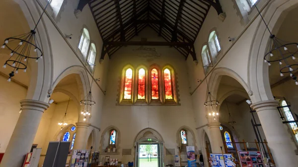 Суонси Великобритания Августа 2018 Церковь Святой Марии Нартекс Окно Тысячелетия — стоковое фото