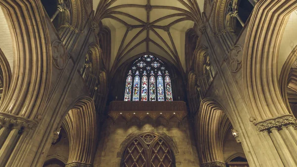 Prostějov Anglie Října 2018 Interiéry Lichfieldská Katedrála Vitrážové Okno West — Stock fotografie