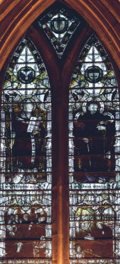 Lichfield, İngiltere - 15 Ekim 2018: İç Lichfield Katedrali - vitray bölüm evde C