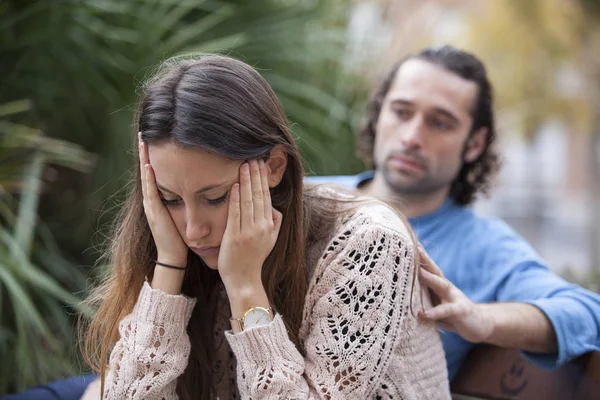 Ragazza Bella Triste Pensieroso Pensando Problemi Relazioni Conflitti Nel Concetto — Foto Stock