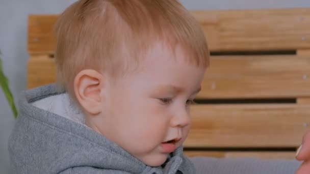 Portrait of pensive little boy — Stock Video