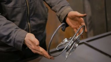 Demirci gösteren dekoratif unsur forge