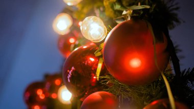 Noel ağacı süslemeleri