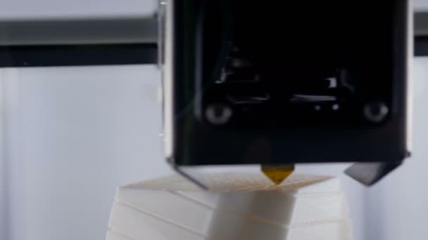 3D 프린터로 3D 모델을 프린트하는 3 차원 프린터 — 비디오