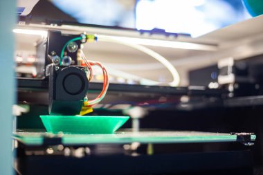 Çalışma sırasında 3B yazıcı