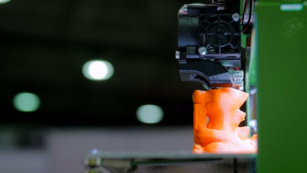 Imprimante 3D moderne machine d'impression modèle en plastique — Video