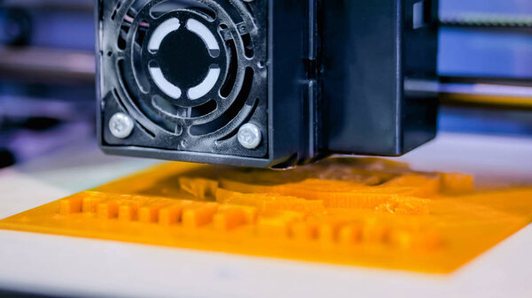 3D printing machine printing plastic model