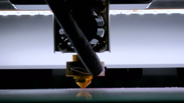 Modelo plástico moderno da impressão da máquina da impressora 3D — Vídeo de Stock