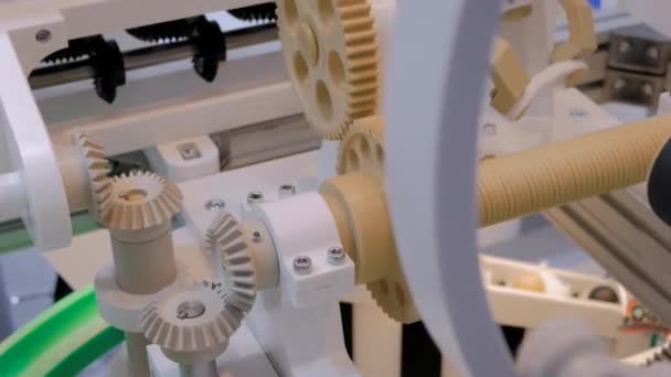 Rotación del sistema de ruedas de engranajes - primer plano — Vídeos de Stock